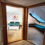 דירה Deisterferien Hygge Unterm Dach, 3 Personen, Landesgartenschau, Balkon, Nur Netflix, Wlan, A2 Naehe *