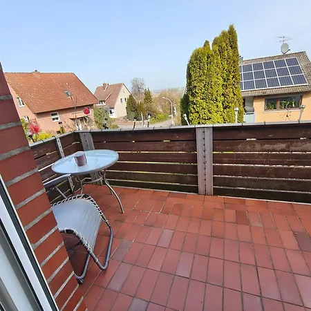 Daire Deisterferien Hygge Unterm Dach, 3 Personen, Landesgartenschau, Balkon, Nur Netflix, Wlan, A2 Naehe *