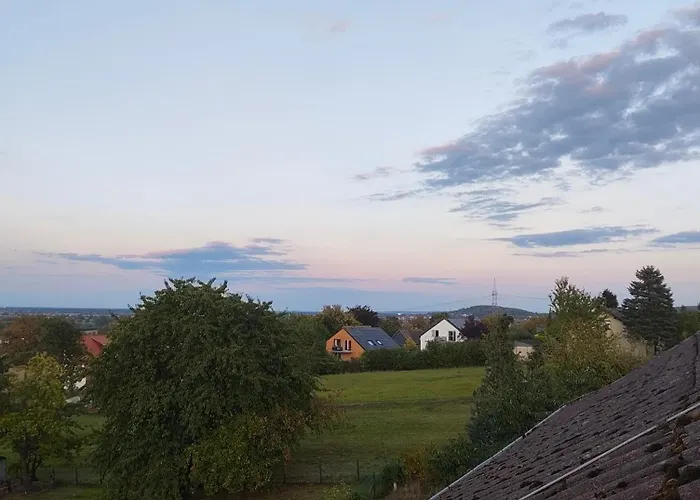 Daire Deisterferien Hygge Unterm Dach, 3 Personen, Landesgartenschau, Balkon, Nur Netflix, Wlan, A2 Naehe