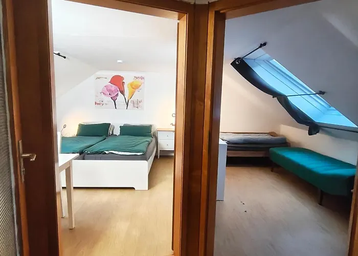Daire Deisterferien Hygge Unterm Dach, 3 Personen, Landesgartenschau, Balkon, Nur Netflix, Wlan, A2 Naehe *