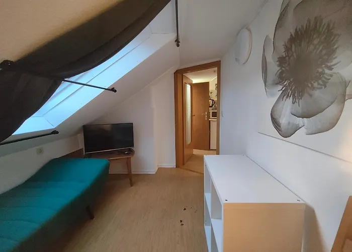 Deisterferien Hygge Unterm Dach, 3 Personen, Balkon, Nur Netflix, Wlan, A2 Naehe Appartamento