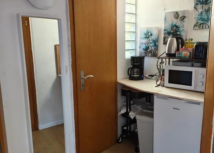 Deisterferien Hygge Unterm Dach, 3 Personen, Balkon, Nur Netflix, Wlan, A2 Naehe Appartamento